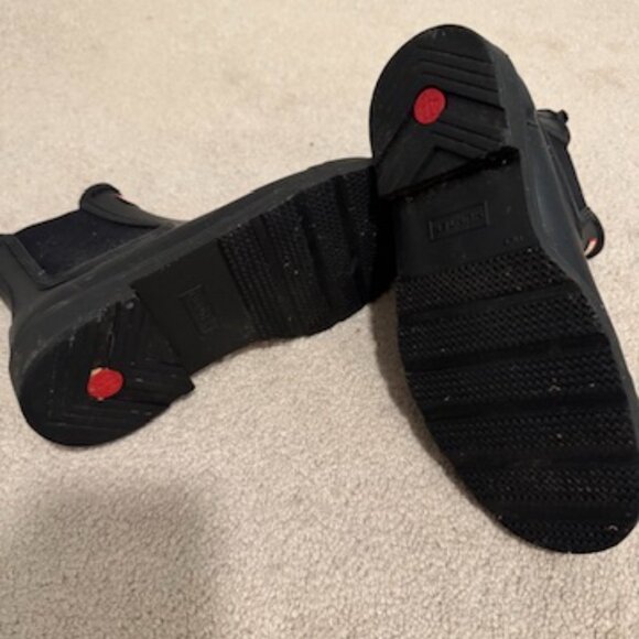 HUNTER Chelsea Boot (Black, 8) - Picture 2 of 5